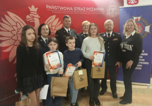 Laureaci konkursu “Zapobiegajmy pożarom”